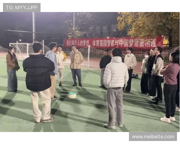 杭州飞盘队与成都飞盘队赛后分析灵活性对决的精彩瞬间与战术启示